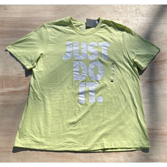 Nike Just Do It Big Logo T-Shirt Mens Green/White AT2749 352‎ Size XL - Picture 1 of 7
